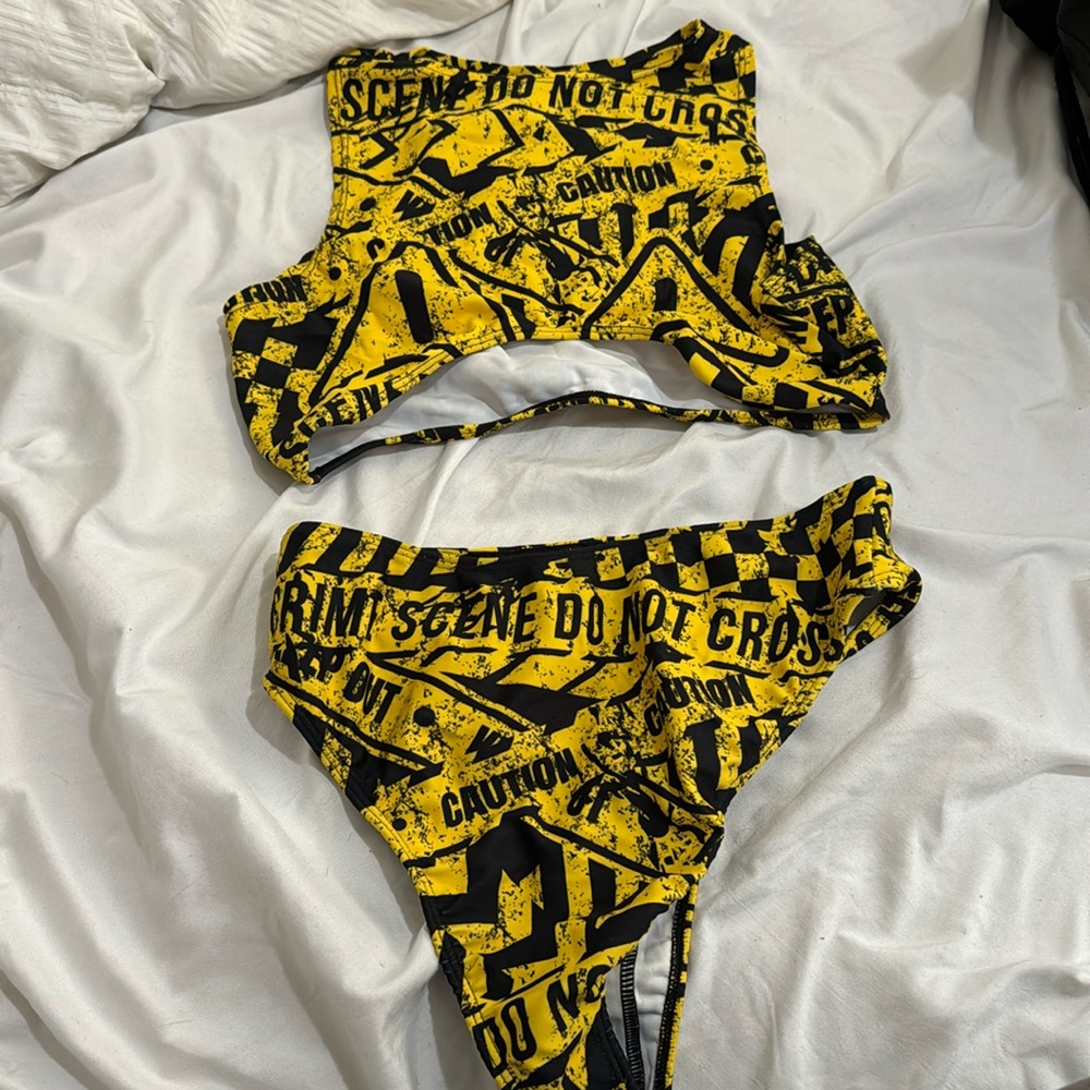 Caution Rave set